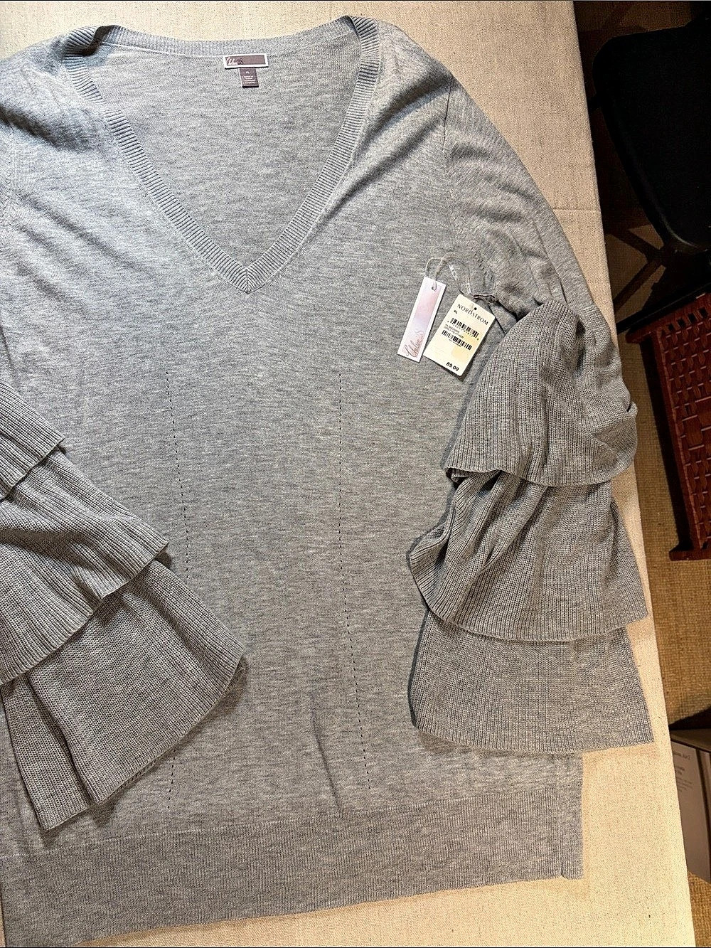 Chelsea 28 V-Neck Ruffle Sleeve Sweater in Gray XL NWT